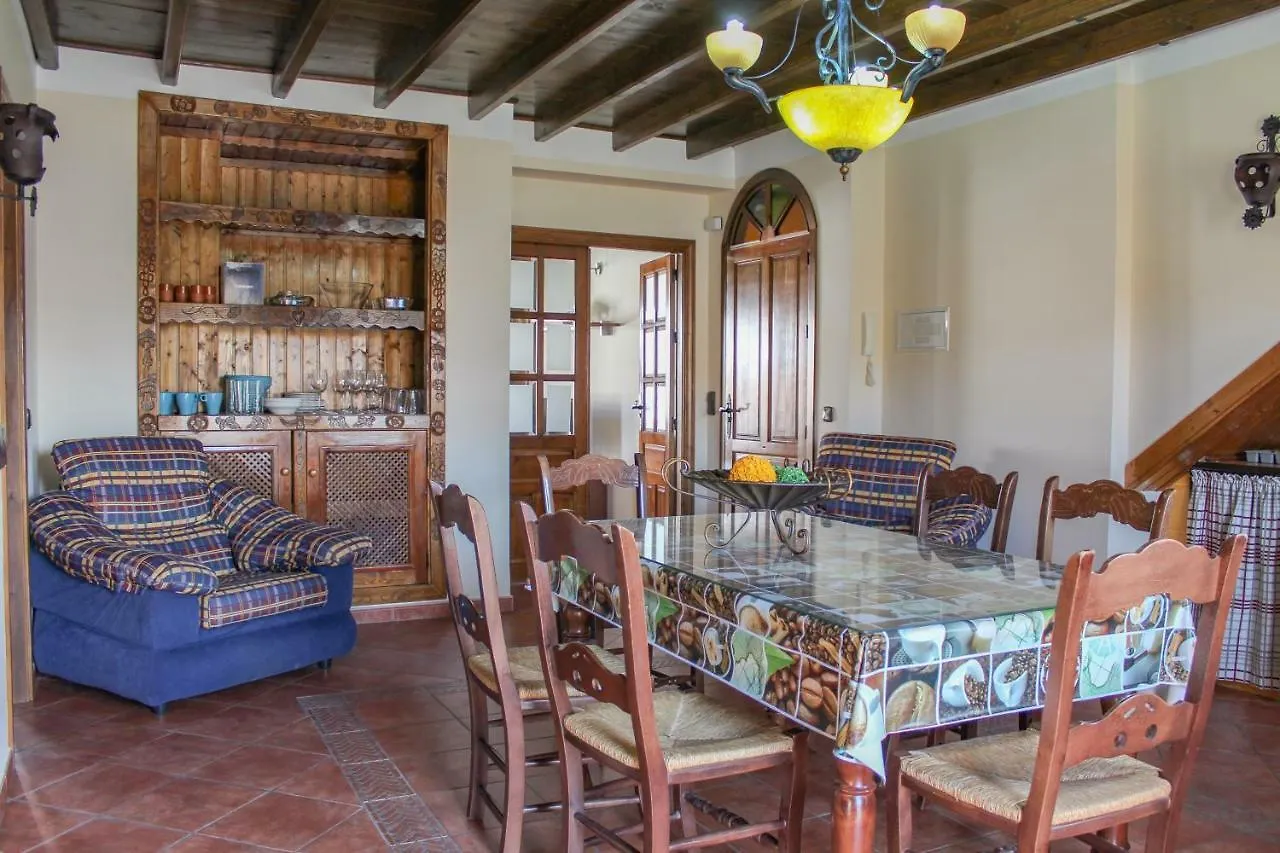 Casa De Teones Guest House Montecorto Spain