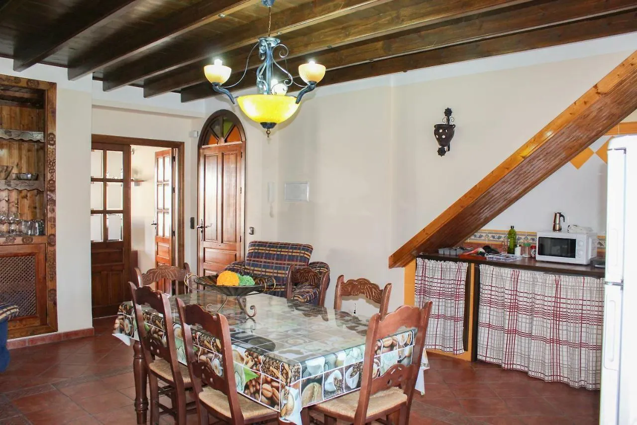 Casa De Teones Guest House Montecorto 0*,  Spain