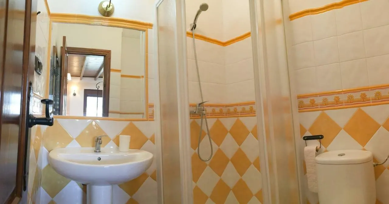 Casa De Teones Guest House Montecorto Country house