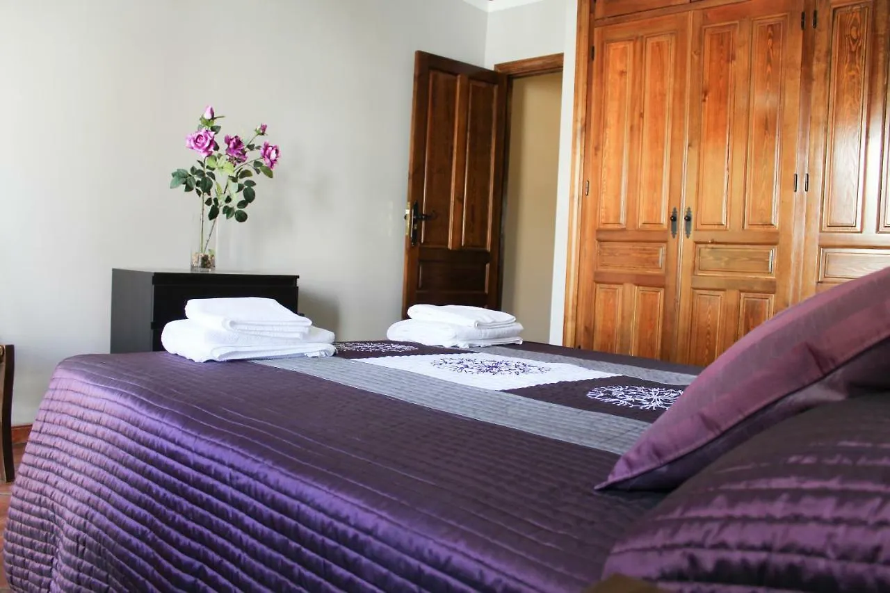 Casa De Teones Guest House Montecorto 0*,
